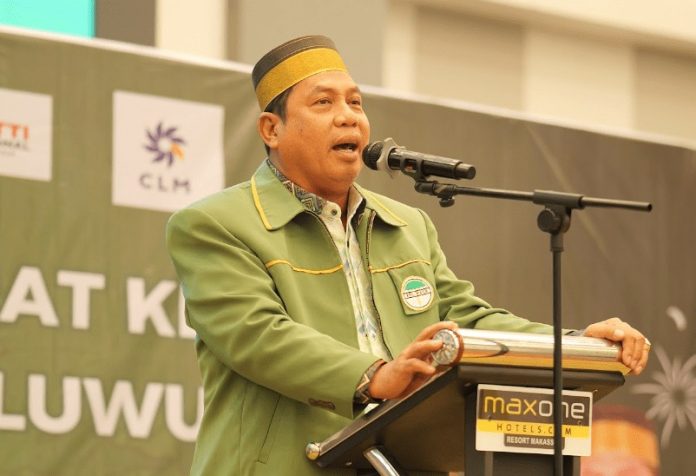 IMG-20251112-WA0212 FOTO: Ketua Badan Pengurus Wilayah Kerukunan Keluarga Luwu Raya (BPW KKLR) Provinsi Sulawesi Selatan, Ir. Hasbi Syamsu Ali.