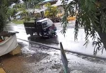Tabrakan Maut Jalan Poros Malino, Bapak dan Anak Tewas di Tempat FOTO: Tangkap layar dari video CCTV tabrakan maut di Jalan Poros Malino, Kelurahan Mawang, Kecamatan Somba Opu, Kabupaten Gowa, Sulawesi Selatan (Sulsel), Jumat (14/11).