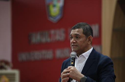 IMG-20251114-WA0365 FOTO: Pakar Hukum Tata Negara Universitas Muslim Indonesia Dr. Fahri Bachmid,S.H.,M.H.