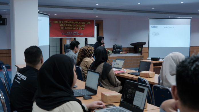 FOTO: Universitas Hasanuddin melalui Pusat Manajemen Risiko kembali menyelenggarakan Bimbingan Teknis (Bimtek) Pemahaman Sistem Manajemen Risiko Gelombang VII, Kegiatan berlangsung mulai pukul 08.30 Wita di Aula LPMPP, Kampus Unhas Tamalanrea, Makassar, Selasa (18/11).