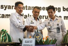 Rutan Barru Peringati Hari Bakti Kementerian Imigrasi dan Pemasyarakatan ke-1 Tahun 2025 FOTO: Rumah Tahanan Negara Kelas IIB Barru turut memperingati Hari Bakti Kementerian Imigrasi dan Pemasyarakatan ke-1 Tahun 2025 yang digelar secara nasional, Rabu (19/11/2025).