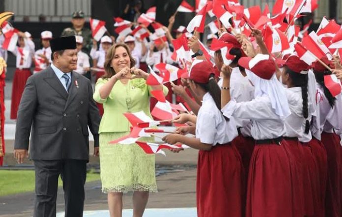 FOTO: Presiden Prabowo saat menerima tamu negara di istana merdeka Jakarta. (Properti Seskab)