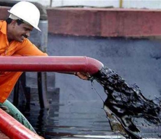 Siapa Sosok ‘Pak Haji’ di Kasus Korupsi Tata Kelola Minyak Rp 285 triliun FOTO: Ilustrasi Minyak Mentah (properti via google)