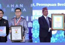 Taruna Ikrar Dua Rekor dalam Sehari: MURI untuk Layanan Publik AI Pertama, LEPRID untuk Gerakan Sejuta Vaksin HPV ASN Korpri FOTO: Kepala BPOM RI Taruna Ikrar mencatat dua capaian monumental pada Jumat, 28 November 2025. Dua kegiatan nasional dari sektor pelayanan publik dan kesehatan berhasil menorehkan prestasi bergengsi dari Museum Rekor Dunia Indonesia (MURI) dan Lembaga Prestasi Indonesia Dunia (LEPRID).