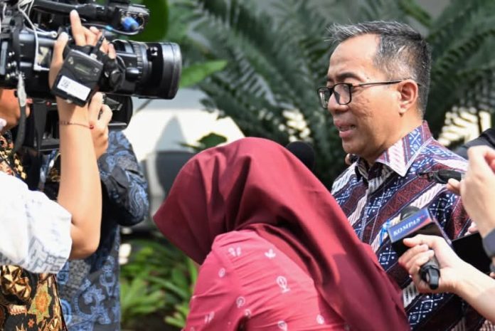 FOTO: Menteri Pendidikan Tinggi, Sains, dan Teknologi (Mendiktisaintek) Brian Yuliarto. (Properti Seskab)