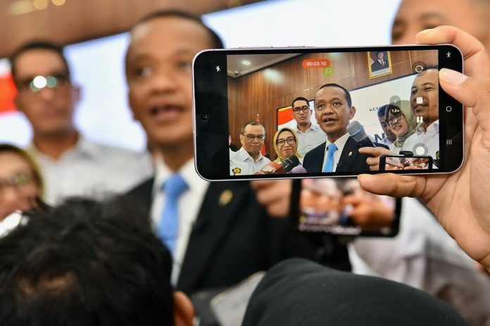 FB_IMG_1765037894072 FOTO: Ketua Umum DPP Partai Golkar Bahlil Lahadalia. (Properti via media sosial)
