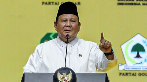 IMG-20251206-WA0299(1) FOTO: Presiden Prabowo saat menghadiri pada acara puncak HUT ke-61 Partai Golkar di Istora Senayan, Jumat (5/12). (Properti via google)
