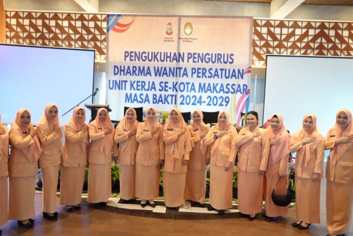 FOTO: Pengukuhan Pengurus DWP Unit Kerja se-Kota Makassar masa bakti 2024–2029, di Hotel Novotel Makassar, Jumat (12/12/2025) lalu. (Istimewa)
