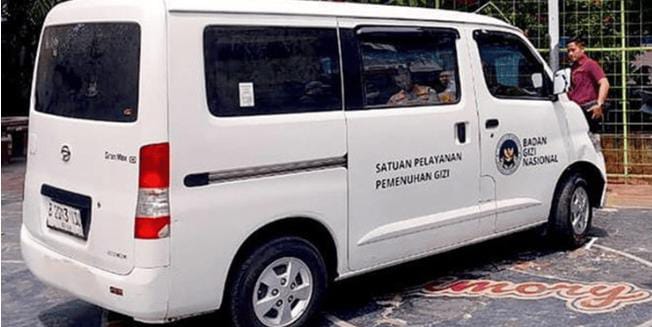 IMG-20251218-WA0152 FOTO: Mobil pengangkut Makan Bergizi Gratis (MBG). (Istimewa)