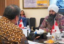 Menko Airlangga Terima Kunjungan Menteri Pembangunan Kanada ini Yang Dibahas FOTO: Menteri Koordinator (Menko) Bidang Perekonomian, Airlangga Hartarto menerima kunjungan Menteri Negara Bidang Pembangunan Internasional Kanada, Radeep Singh Sarai, di Kantor Kemenko Perekonomian, Jakarta. Selasa (14/1/2026). (Dok. Menko Airlangga)