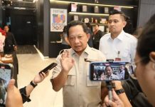 Mendagri Harap Kepala Daerah Kreativitas dan Inovasi Mengelola Potensi Wilayah FOTO: Menteri Dalam Negeri (Mendagri), Tito Karnavian saat memberikan keterangan pers nya. (Dok. Kemendagri)