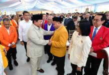 Usai Terpilih Prof JJ Hadiri Pertemuan Rektor Seluruh Indonesia di Istana Kepresidenan FOTO: Presiden Prabowo Subianto bersama para pimpinan perguruan tinggi seluruh Indonesia nampak hadir Prof Jamaluddin Jompa. (Setkab)