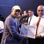 Pemuda Justicia: Prestasi Kasat Narkoba Polres Bulukumba Layak Dapat Apresiasi Lebih FOTO: Bupati Andi Muchtar Ali Yusuf dan Kasat Narkoba Polres Bulukumba, AKP Akhmad Risal