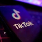 Akun Tiktok Lawyer Chiki Sampaikan Permohonan Maaf ke Warga Sulsel FOTO: Logo aplikasi TikTok terlihat pada ilustrasi. (ANTARA/REUTERS/Dado Ruvic/Dok)