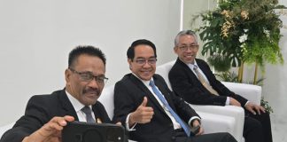 Pernah Lolos 3 Besar Calon Rektor Unhas, Kini Prof Sukardi Weda Maju di Pilrek UNM FOTO: Tiga calon Rektor Unhas dari kiri Prof. Dr. Sukardi Weda, SS., M.Hum., M.Pd., M.Si., MM., M.Sos.I, MA.Prof. Dr. Ir. Jamaluddin Jompa, M.Sc., dan Prof. dr. Budu, Ph.D, Sp.M(K), M.MedEd, (istimewa)