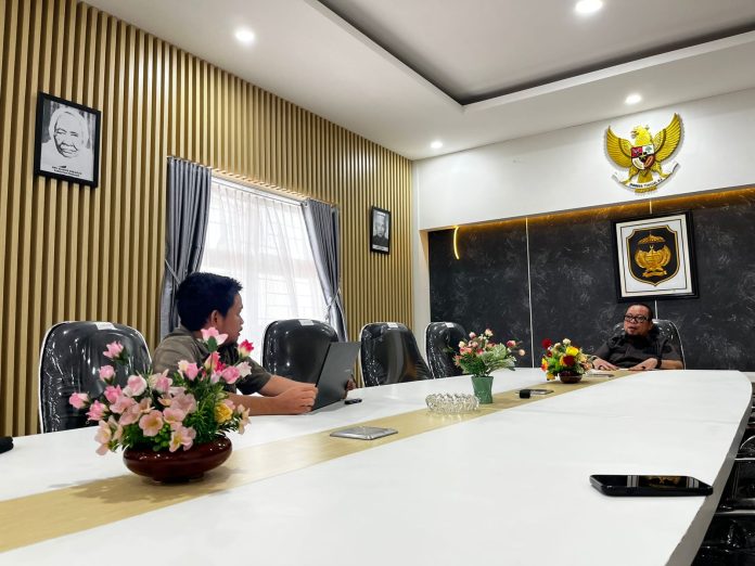 IMG-20260119-WA0342 FOTO: Aliansi Pemuda dan Mahasiswa Kota Palopo melaksanakan Rapat Dengar Pendapat (RDP) bersama DPRD Kota Palopo.