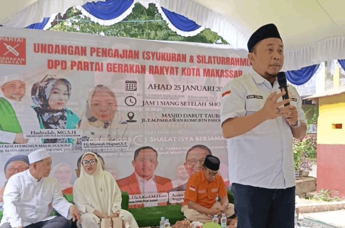 FOTO: Asri Tadda, Ketua DPW Partai Gerakan Rakyat Sulawesi Selatan, Asri Tadda, dalam kegiatan Silaturahmi dan Syukuran pada Minggu (25/1/2026) di Kompleks BTN Paropo.