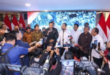 Menko AHY: Transformasi Transmigrasi menjadi Instrumen Strategis Pembangunan Nasional FOTO: Menko AHY dalam Town Hall Meeting Transformasi Transmigrasi 2026, Kamis (5/2/2026), di Jakarta. (DOK. KemenkoInfra)