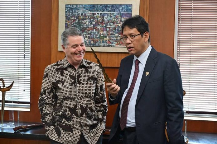 FOTO: Kiri Managing director and chief knowledge officer World Bank Group, Paschal Donohoe dan Menteri Keuangan (Menkeu) Purbaya Yudhi Sadewa di Kantor Kementerian Keuangan, Jakarta Pusat, Kamis (29/1/2026). (Dok. Kemenkeu)