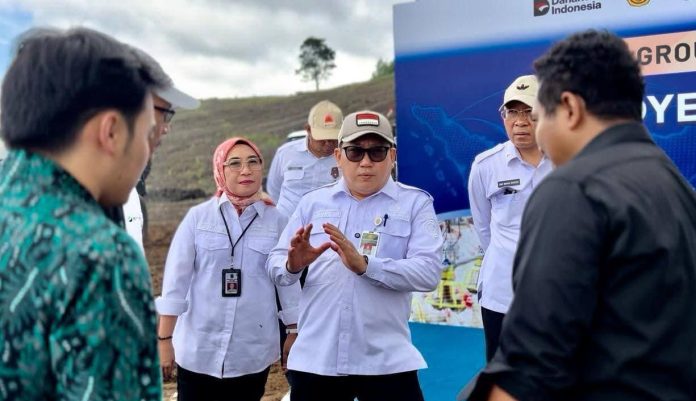 FOTO: Direktur Jenderal Peternakan dan Kesehatan Hewan Kementerian Pertanian, Agung Suganda. (Dok. Via Facebook) 