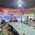 Sebagai Warga Negara Kita Bertanggungjawab Jaga Persatuan FOTO: Ustaz Ahmad Khumaidi dalam Dialog Cinta Tanya Air Melalui Kebersamaan yang bertemakan "Implementasi Nilai-Nilai Persatuan dan Kesatuan, Guna Menjaga Situasi Kamtibmas Yang Aman Dan Kondusif Dari Ancaman Intoleransi, Radikalisme dan Terorisme, Sabtu (8/2) di Cafe Roemah Kayu, Jalan AH Nasution, Medan.
