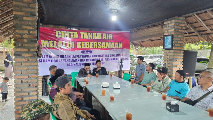 FOTO: Ustaz Ahmad Khumaidi dalam Dialog Cinta Tanya Air Melalui Kebersamaan yang bertemakan 