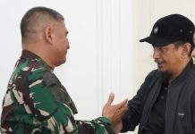 Di Usia 57 Tahun, LASKAR Sulsel Apresiasi Kepemimpinan Panglima Kodam XIV/Hasanuddin FOTO: Kiri, Pangdam XIV/Hasanuddin Mayjen TNI Bangun Nawoko dan Ketua Umum LASKAR Sulawesi Selatan, Illank Radjab, S.H., (istimewa)