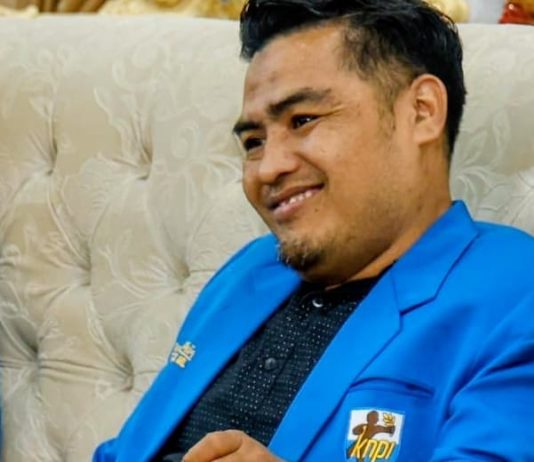 Jambore Pelayanan Publik Menemukan Jalan, Zul Majjaga Membuka Panggung: Bawa Festival Pinisi ke Tiro FOTO: Syamsul Bahri Majjaga, Wasekjend DPP KNPI Bidang Reformasi Birokrasi