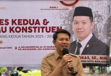 Ke Dapil: Warga di Kecamatan Ujung Pandang dan Rappocini Minta Erick Horas Anggarkan Rekonstruksi Drainase FOTO: Wakil Ketua DPRD Kota Makassar, Eric Horas kembali menyapa konstituennya dalam rangka reses kedua masa persidangan kedua tahun sidang 2025/2026.