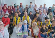 Rumah Sakit Pendidikan Unhas: Langkah Kecil, Harapan Besar untuk Anak Pejuang Kanker FOTO: Duta Literasi Universitas Hasanuddin (Unhas) bekerja sama dengan Rumah Sakit Pendidikan (RSP) Unhas menghadirkan kegiatan Bermain dan Belajar Bersama Anak Pejuang Kanker dalam rangka memperingati Hari Kanker Anak Sedunia 2026. Kegiatan berlangsung di Ruang Kemoterapi RSP Unhas, Kamis (12/02).