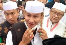 Alasan Kesehatan, Polisi Tangguhkan Penahanan Bahar bin Smith Cs FOTO: Bahar bin Smith (Dok. Viva)
