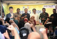 Muhammad Yulianto Reses Ke Dapil, Warga Minta Pembenahan Drainase FOTO: Anggota DPRD Kota Makassar, Muhammad Yulianto Badwi melanjutkan agenda reses kedua masa persidangan kedua tahun sidang 2025/2026 pada Minggu (15/2/2026).