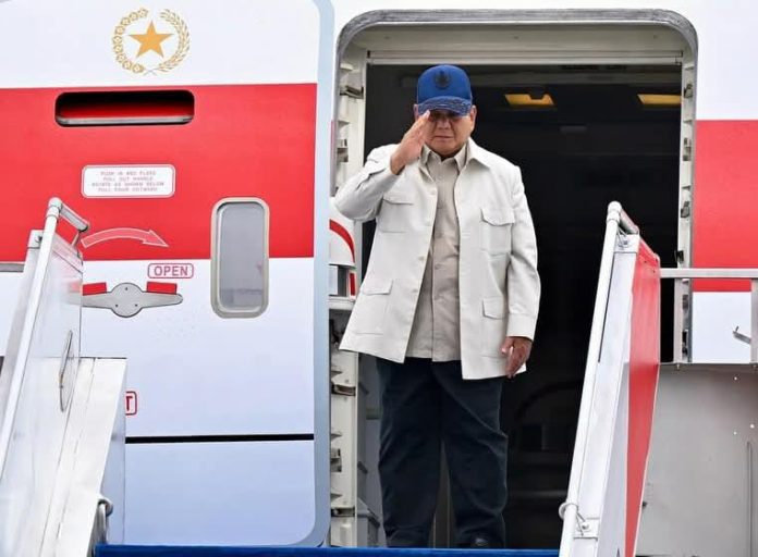 FOTO: Presiden Prabowo Bertolak ke Washington DC dari Pangkalan TNI AU Halim Perdanakusuma, Jakarta, Senin (16/02/2026). (Sumber: BPMI Setpres)