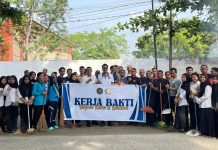 Sambut Bulan Suci Ramadan, Bapas Kelas II Kendari Laksanakan Kerja Bakti Bersihkan Area Lingkungan Kantor dan Fasilitas Umum FOTO: Pimpinan dan Staff Bapas Kelas II Kendari Laksanakan Kerja Bakti Bersihkan Area Lingkungan Kantor dan Fasilitas Umum