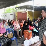 Di Dapil Warga Sampaikan Soal KIS ke Fasruddin Rusli FOTO: Anggota DPRD Kota Makassar, Fasruddin Rusli reses kedua di Dapil I Makassar, Salah satunya digelar di Jalan Domba, Kelurahan Maricaya, Kecamatan Makassar, Rabu (18/2/2026).