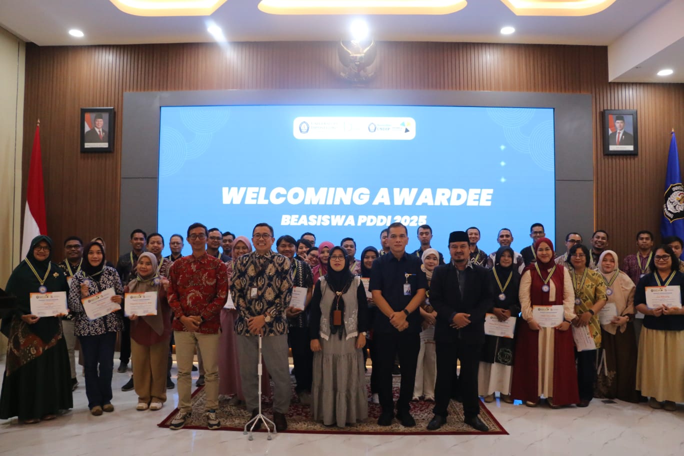Foto Bareng Para Awardee PDDI 2025