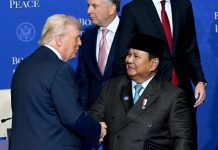 Presiden Prabowo Satu-satunya Kepala Negara yang Menggelar Pertemuan Bilateral dengan Trump FOTO: Presiden Prabowo Subianto dan Presiden AS Donald Trump di pertemuan perdana Board of Peace di Washington D.C., Amerika Serikat. (Dok seskab)