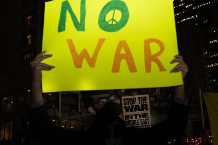 FOTO: Potret Timur Tengah: Lebanon Tanpa Perlindungan Udara saat Israel Tingkatkan Serangan. (Sumber China Xinhua News)