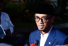 Soal Haji, Presiden Prabowo Tegaskan Keselamatan Jemaah Jadi Prioritas Utama FOTO: Wakil Menteri Haji dan Umrah Dahnil Anzar Simanjuntak, dalam keterangannya kepada awak media di Kompleks Istana Kepresidenan Jakarta, Selasa (10/03/2026). (Sumber: BPMI Setpres)