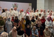Pemulung Doakan Prabowo Sehat dan Panjang Umur di Acara Buka Puasa Bersama GSI FOTO: Acara buka puasa bersama para pemulung pejuang nafkah keluarga bersama Gerakan Srikandi Indonesia, di hotel berbintang, Jakarta.
