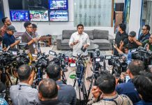 Seskab Teddy Ungkap Prabowo Undang Mantan Presiden dan Ketum Parpol di Istana FOTO: Sekretaris Kabinet (Seskab) Teddy Indra Wijaya saat memberikan keterangan pers pada kesempatan lainnya. (Dok Seskab)