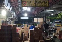 Bulan Ramadan: Polisi di Makassar Bertindak Tegas, Ribuan Botol Miras Disita FOTO: Polisi Restoran Kota (Polrestabes) Makassar menyita ribuan botol minuman keras (miras) saat melakukan patroli pengamanan dan antisipasi tindak kriminal menjelang bulan suci Ramadan 2026.