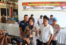 Polresta Deli Serdang Musnahkan Barang Bukti Narkoba Senilai Tujuh Miliar Lima Puluh Tujuh Juta Rupiah FOTO: Kapolresta Deli Serdang, Kombes Pol Hendria Lesmana, S.I.K, M.Si Pimpin Pelaksanaan Pemusnahan Barang bukti Narkoba 2 Bulan Terakhir Mulai Januari 2026 Sampai dengan Februari 2026.