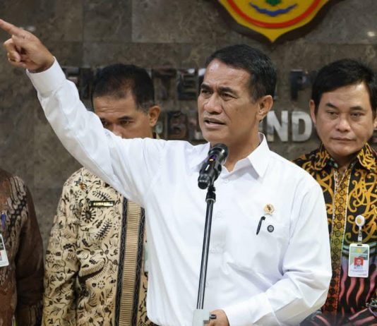 Pertengahan Ramadan, Stabilitas Pasokan dan Harga Pangan Terkendali FOTO: Kepala Badan Pangan Nasional (Bapanas) yang juga Menteri Pertanian Andi Amran Sulaiman. (Dok. Kementan)
