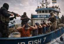 Empat ABK WNI Berhasil Diselamatkan dari Penculikan Perompak di lepas pantai Gabon Afrika Tengah FOTO: Ilustrasi penyanderaan diatas kapal laut. (Dok via google)