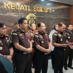 Mantan Pimpinan DPRD Tidak Mengetahui Pengadaan Bibit Nanas, Laksus Minta Kejati Sulsel dalami Pengakuan Andi Ina-Syahar Cs FOTO: Kepala Kejaksaan Tinggi Sulawesi Selatan, Dr. Didik Farkhan Alisyahdi saat memberikan keterangan pers di Kantor Kejaksaan Tinggi Sulawesi Selatan. (LN)