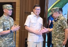 Taruna Ikrar: BPOM sinergi bersama TNI Jaga Obat dan Makanan Aman, Bermutu serta Terjangkau Jelang Idulfitri 1447 H FOTO: Paling Tengah Kepala Badan Pengawas Obat dan Makanan (BPOM) RI, Prof. Dr. Taruna Ikrar dan dua Jenderal TNI.