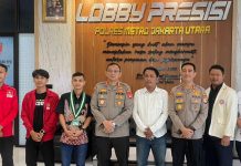 Cipayung Plus Jakarta Utara Apresiasi Capaian Strategis Polres Metro Jakut: Kedepankan Sinergitas, Prestasi, dan Kinerja Humanis FOTO: Kapolres Metro Jakarta Utara, Kombes Pol. Erick Frendriz bersama Aliansi mahasiswa yang tergabung dalam Cipayung Plus Jakarta Utara (HMI, KMHDI, KAMMI, dan LMND.