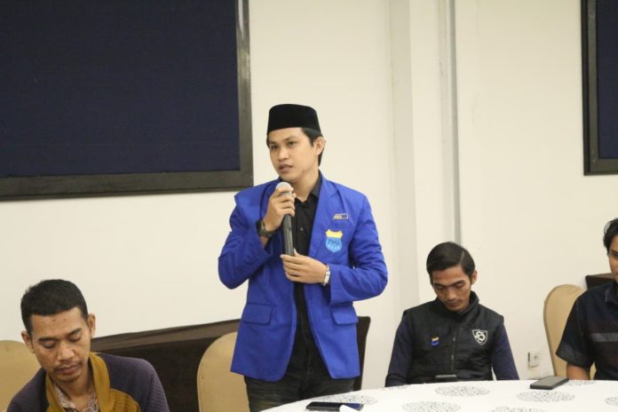 FOTO: Ketua PC Pergerakan Mahasiswa Islam Indonesia Kota Makassar, Hariandi.