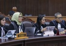 Mudahnya Jadi Advokat, 7 Pengacara Uji Materiil UU Ormas Pasal 11 FOTO: Kuasa Hukum Pemohon saat Sidang Perbaikan Permohonan Perkara Nomor 83/PUU-XXIV/2026 Pengujian Materiil Undang-Undang Nomor 17 Tahun 2013 tentang Organisasi Kemasyarakatan, Rabu (1/4/2026). (Humas/Bay)